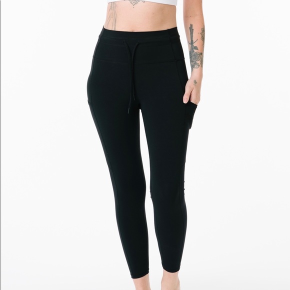 Sage Pocket Drawstring Luxe Zyia